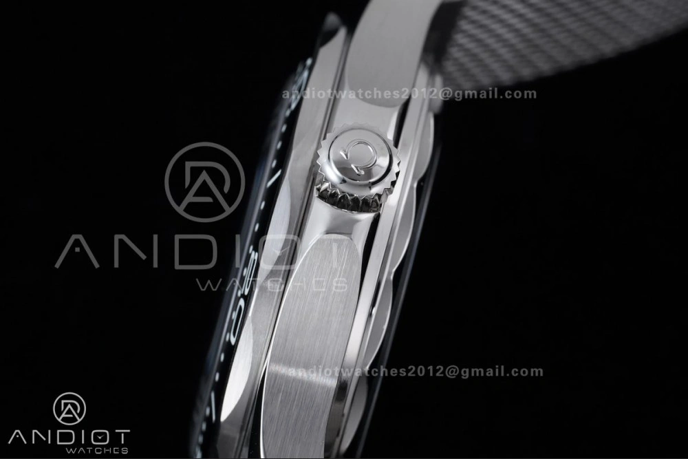 2025 New Seamaster 300 VSF 1:1 Best Edition Black Dial on SS Mesh Bracelet SA Durable 19