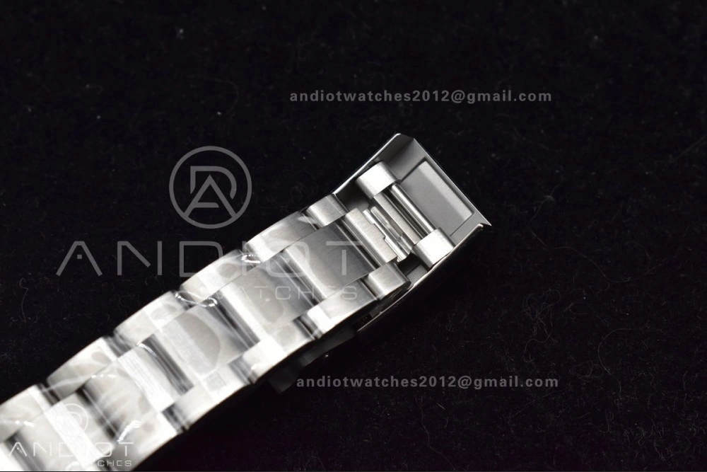 RelaxedFit Air-King 126900 Clean 1:1 Best Edition 904L Steel Black Dial on SS Bracelet VR 500