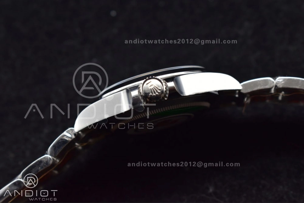 RelaxedFit Air-King 126900 Clean 1:1 Best Edition 904L Steel Black Dial on SS Bracelet VR 500