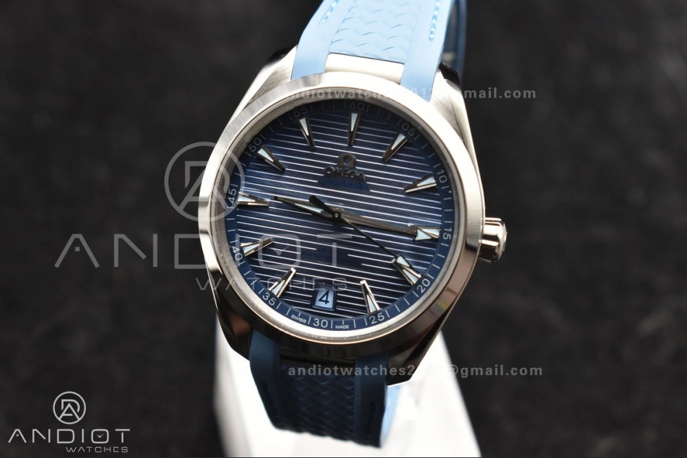 Aqua Terra 41mm VSF 1:1 Best Edition Summer Blue Dial on Blue Rubber Strap A8900 Super Clone Flexible 31