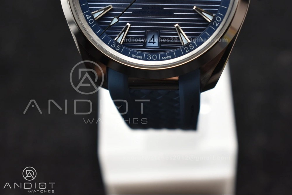 Aqua Terra 41mm VSF 1:1 Best Edition Summer Blue Dial on Blue Rubber Strap A8900 Super Clone Flexible 31