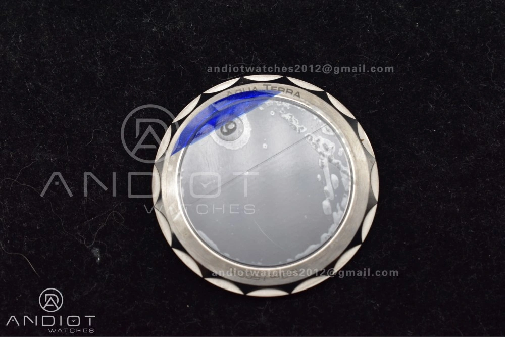 Sleek Aqua Terra GMT Worldtimer 43mm Titanium VSF 1:1 Best Edition on SS Bracelet A8938 Super Clone 22
