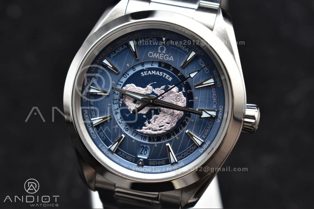 Aqua Terra GMT Worldtimer 43mm VSF 1:1 Best Edition Summer Blue Dial On Stainless Bracelet A8938 Super Clone Versatile 26