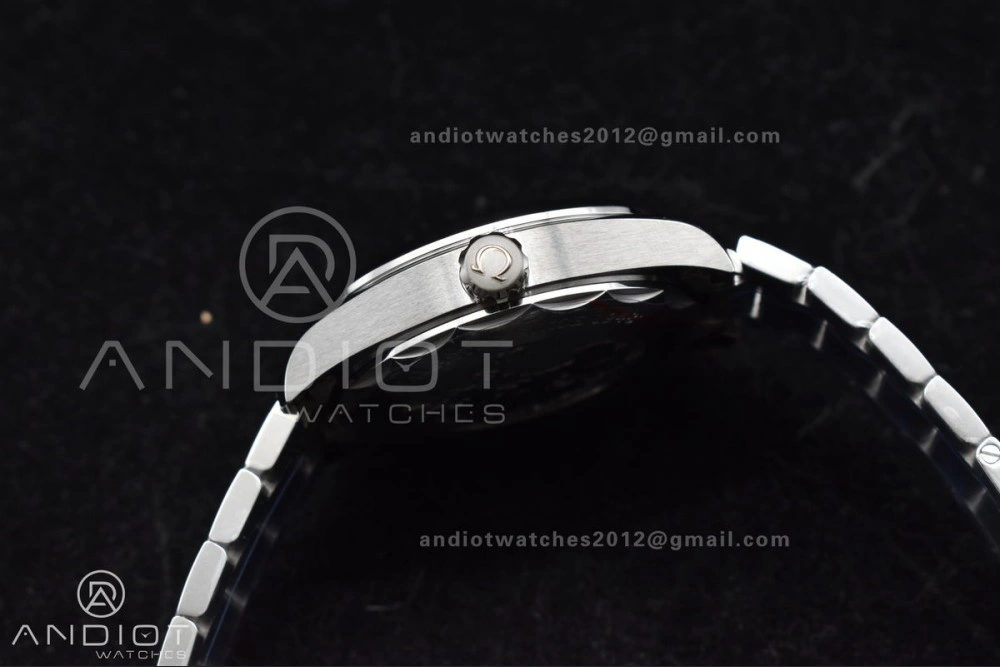 Aqua Terra GMT Worldtimer 43mm VSF 1:1 Best Edition Summer Blue Dial On Stainless Bracelet A8938 Super Clone Versatile 26