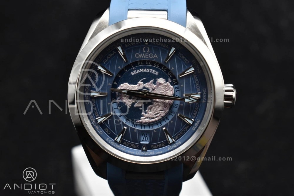 Aqua Terra GMT Worldtimer 43mm VSF 1:1 Best Edition Summer Blue Dial on Blue Rubber Strap A8938 Super Clone Durable 511