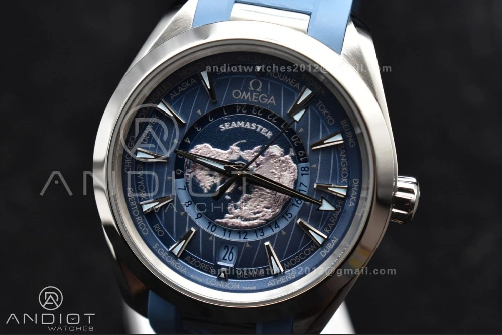 Aqua Terra GMT Worldtimer 43mm VSF 1:1 Best Edition Summer Blue Dial on Blue Rubber Strap A8938 Super Clone Durable 511