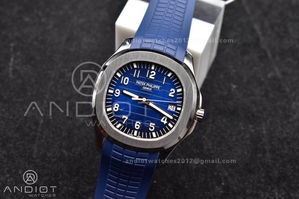 Snug Aquanaut 5167G 42mm SS 3KF 1:1 Best Edition Blue Dial on Blue Rubber Strap A330 Super Clone V 385
