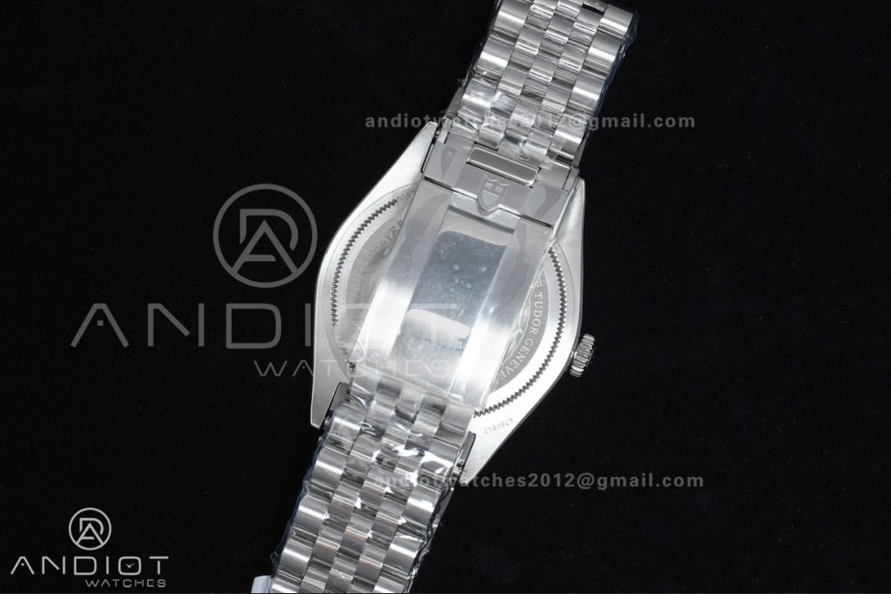 Black Bay 39mm SS KRF 1:1 Best Edition Anthracite Dial on Jubilee Bracelet SW AllSeason 1251