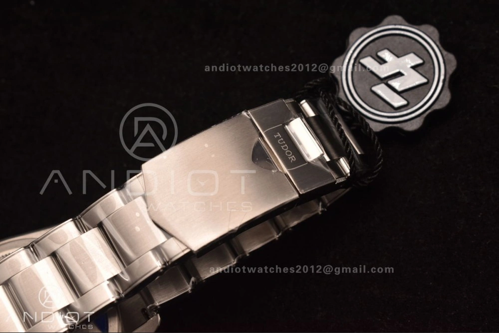 Black Bay GMT Pepsi Blue Red Bezel ZF 1:1 Best Edition White Dial on SS Bracelet A FreshLook 521