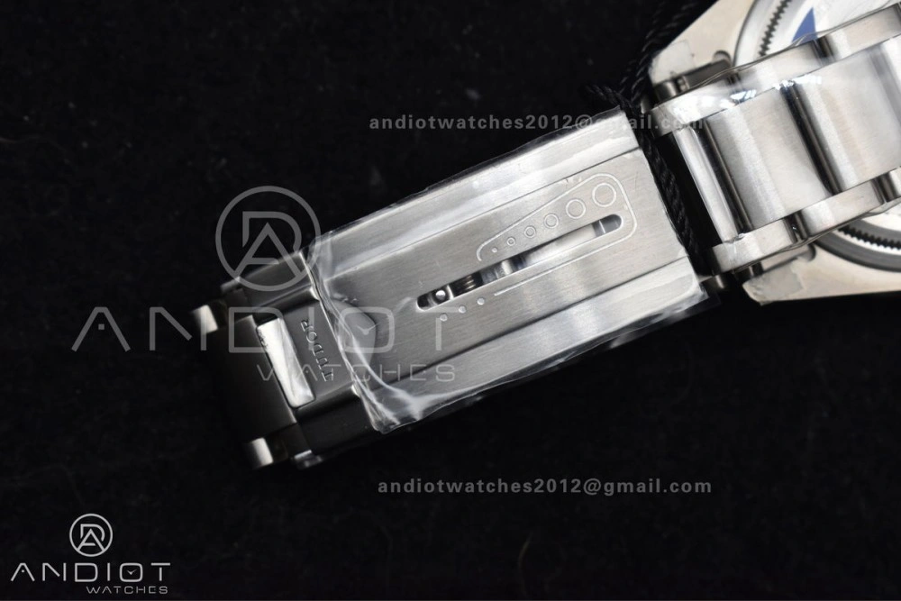 Blue Pelagos ZF 1:1 Best Edition on Titanium Bracelet A2824 V Lightweight 1265