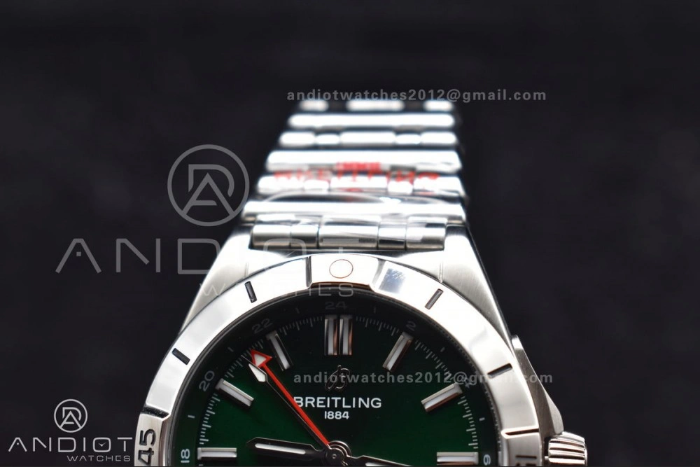 Breitling BLS Factory Chronomat Automatic 1:1 Best Edition GMT 40mm Green Dial On SS Bracelet A SmoothTexture 233