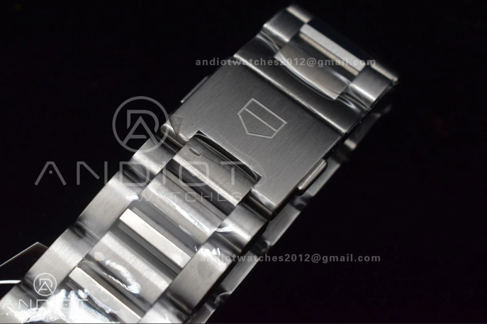 ZeroBulk Calibre Heuer 01 Chrono SS XF 1:1 Best Edition Black Dial on SS Bracelet Strap A 389