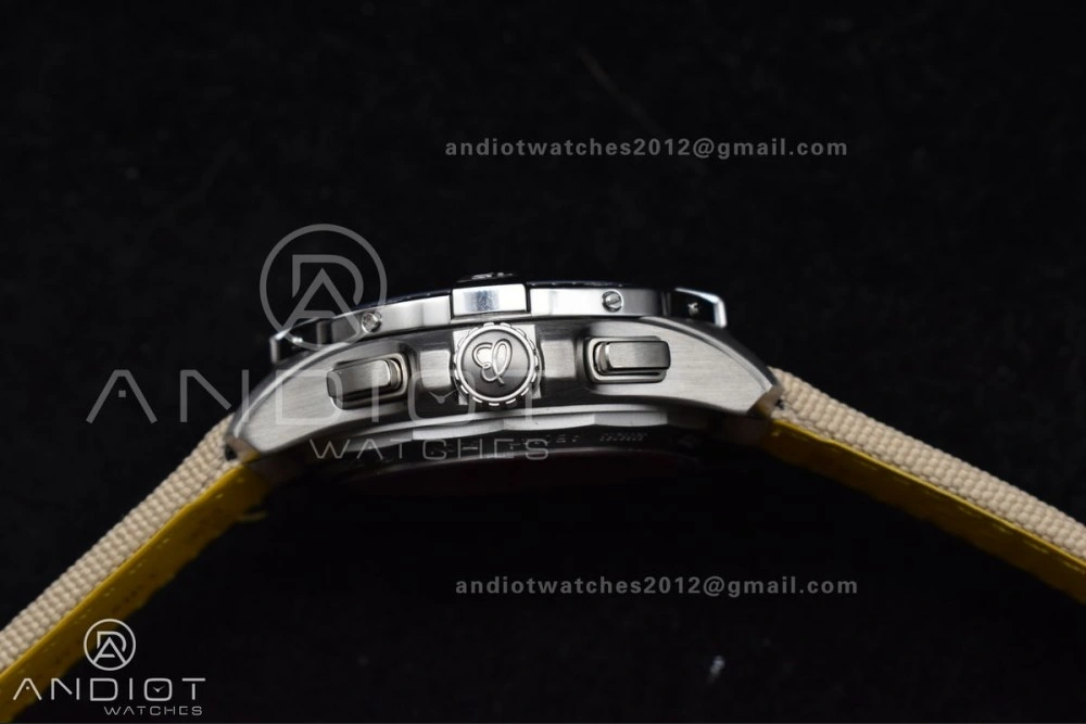 Flexible Chronograph Avenger B01 44mm BLSF 1:1 Best Edition Khaki Dial On Nato Strap A 165