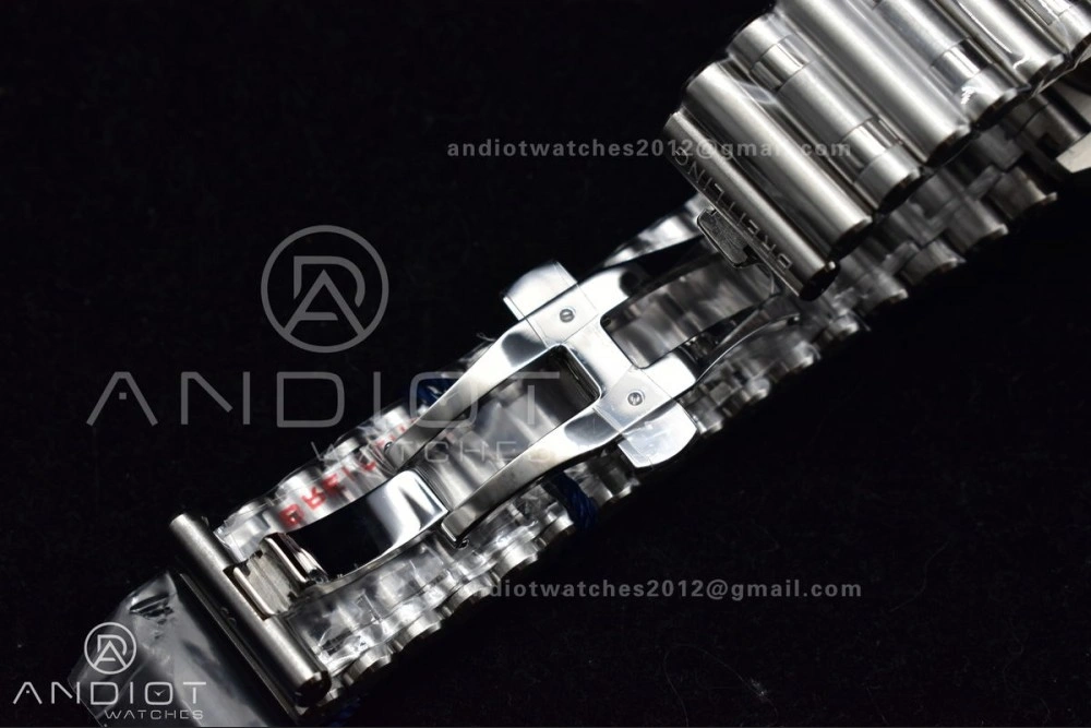 Chronomat B01 42mm SS BLSF 1:1 Best Edition Black Dial on SS Bracelet A Reliable 538