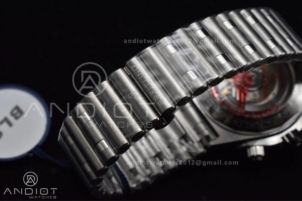 Chronomat B01 44mm SS BLSF 1:1 Best Edition Black Dial on SS Bracelet A WrinkleFree 166