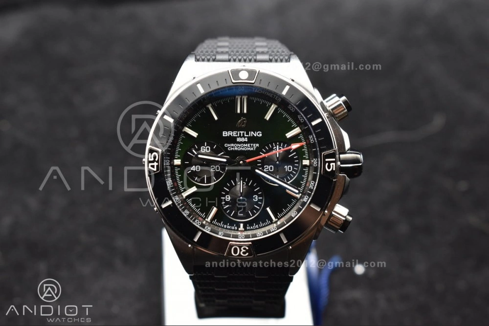 ModernLook Chronomat B01 44mm SS BLSF 1:1 Best Edition Green Dial On Robber Bracelet A 171