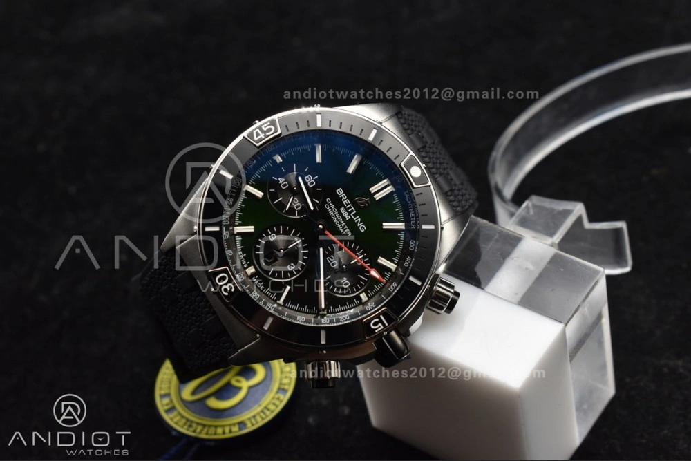 ModernLook Chronomat B01 44mm SS BLSF 1:1 Best Edition Green Dial On Robber Bracelet A 171
