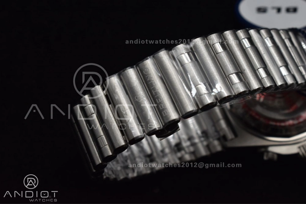 Chronomat B01 44mm SS BLSF 1:1 Best Edition Red Dial On SS Bracelet A WellDesigned 181