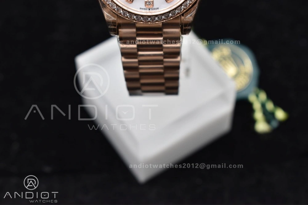 Sporty DateJust 31 Ladies 278275 GSF 316L Steel MOP Diamond Dial On Full RG Case and President Sytle Bracelet 551