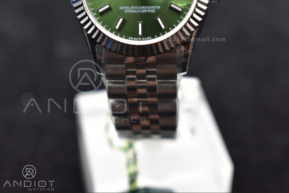 DateJust 31 Ladies 278289 WF 316L Steel Green Dial Stick Markers on President Syle Bracelet Effortless 557