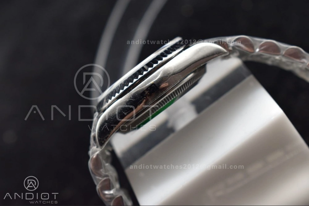 DateJust 31 Ladies 278289 WF 316L Steel Green Dial Stick Markers on President Syle Bracelet Effortless 557