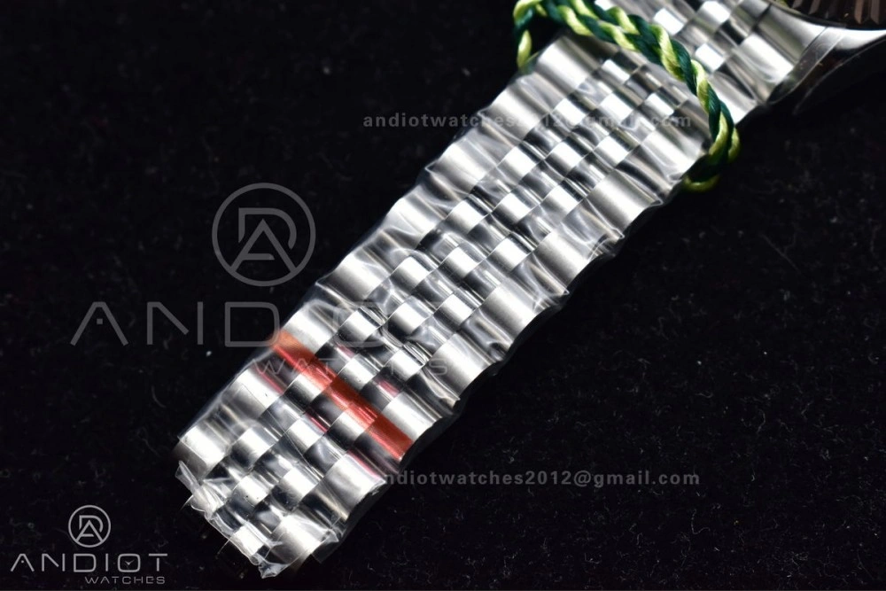DateJust 31 Ladies 278289 WF 316L Steel Green Dial Stick Markers on President Syle Bracelet Effortless 557
