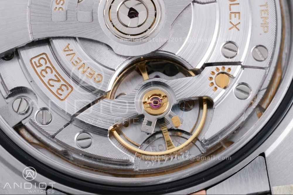 ZeroBulk DateJust 41 126331 Clean 1:1 Best Edition 904L Steel Champagne Dial on SS RG Jubilee Bracelet SH 595