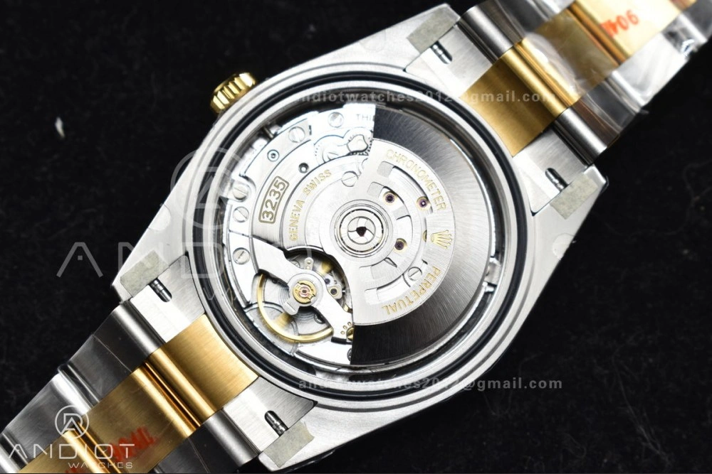 Compact DateJust 41 126333 Clean 1:1 Best Edition 904L Steel Black Stick Dial on SS YG Oyster Bracelet VR 605