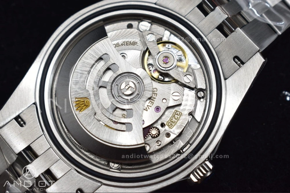 DateJust 41 126334 DIWF 1:1 Best Edition 904L Steel Green Sundust Dial on Jubilee Bracelet SA Original 635