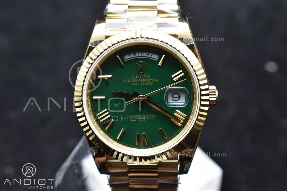 DayDate 40 YG GMF Gain Weight 904L Steel Green Dial Roman Markers on President Bracelet A3255 V EasyMatch 754