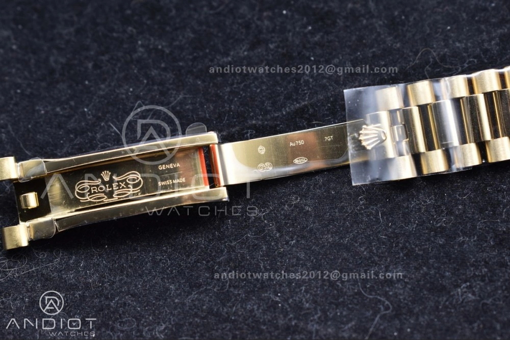 DayDate 40 YG GMF Gain Weight 904L Steel Green Dial Roman Markers on President Bracelet A3255 V EasyMatch 754