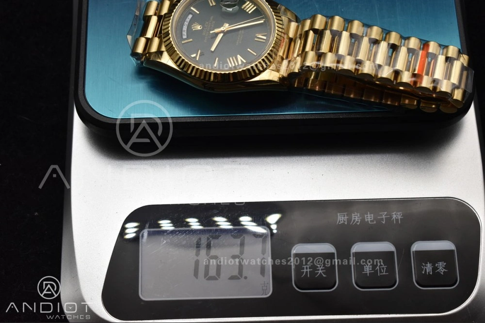 DayDate 40 YG GMF Gain Weight 904L Steel Green Dial Roman Markers on President Bracelet A3255 V EasyMatch 754