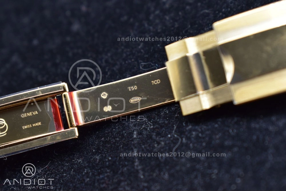 SmoothTexture Daytona 116505 Clean 1:1 Best Edition Black Dial YG Markers on YG Bracelet SA4130 V 401