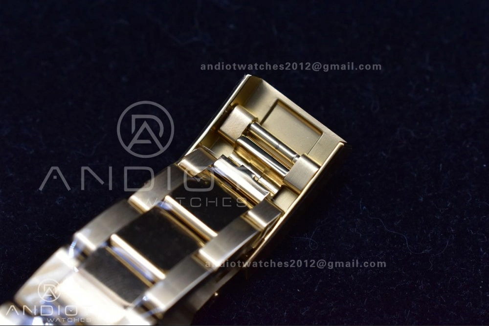 SmoothTexture Daytona 116505 Clean 1:1 Best Edition Black Dial YG Markers on YG Bracelet SA4130 V 401