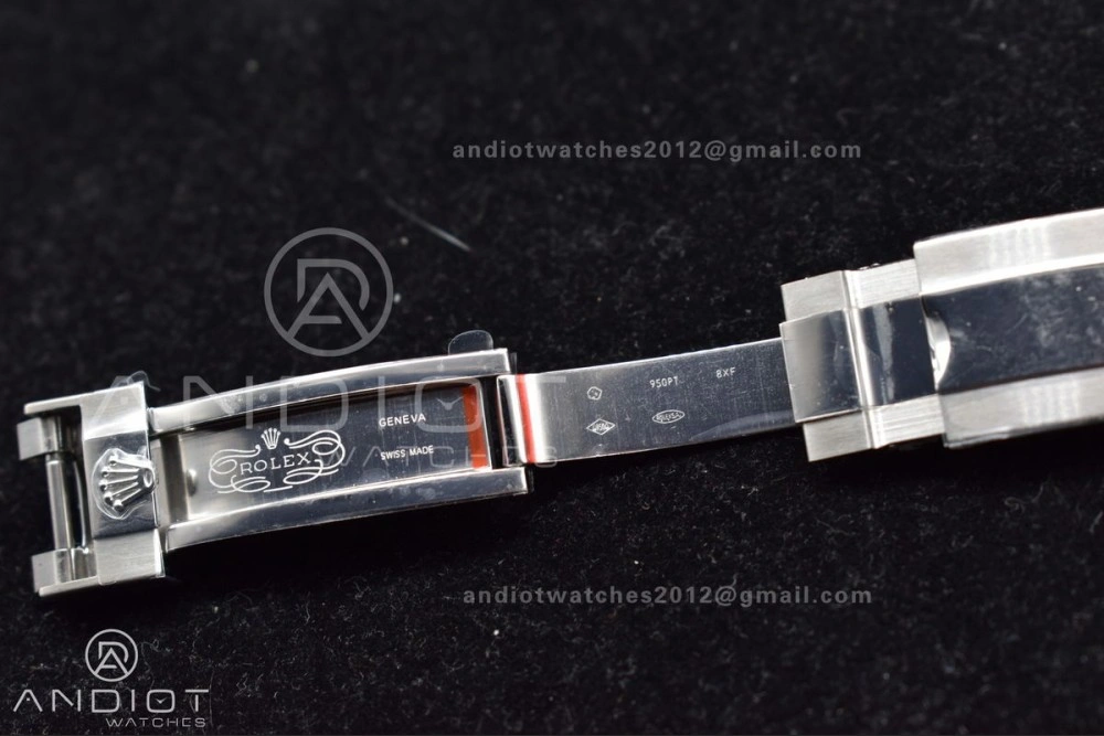 HighQuality Daytona 116506 QF 1:1 Best Edition Ice Blue Dial Crystal Markers on SS Bracelet SH4130 V3 (Gain Weight) 398