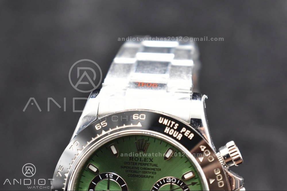 Breathable Daytona IPK 1:1 Best Edition 904L SS Case and Bracelet Green Dial Black Ceramic Bezel SA 817