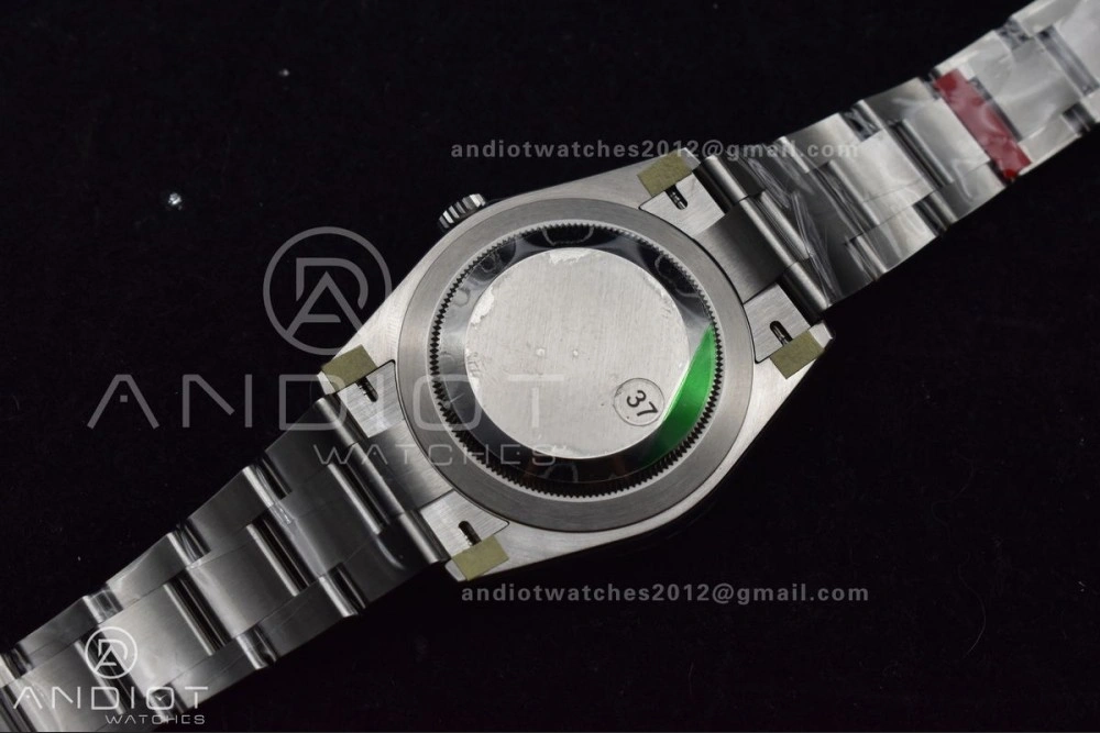 QuickDry Explorer 224270 40mm 904L SS VSF 1:1 Best Edition Black Dial on 904L SS Bracelet VS 840