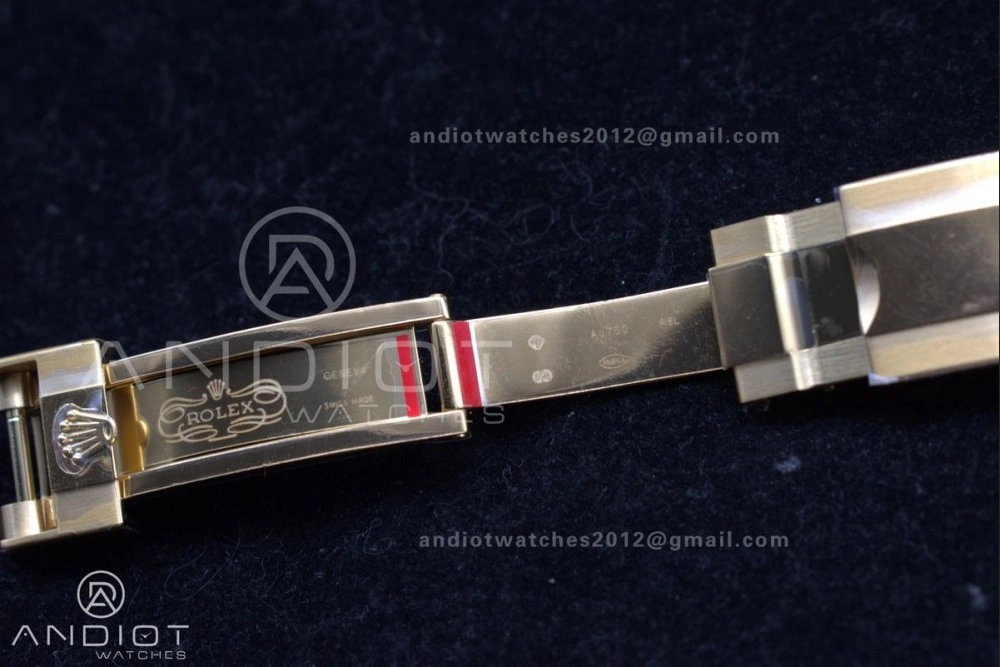 Bright GMT Master II 126718 GRNR Clean 1:1 Best Edition Black Dial on YG Jubilee Bracelet DD3285 CHS 928