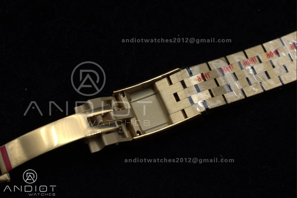 Bright GMT Master II 126718 GRNR Clean 1:1 Best Edition Black Dial on YG Jubilee Bracelet DD3285 CHS 928