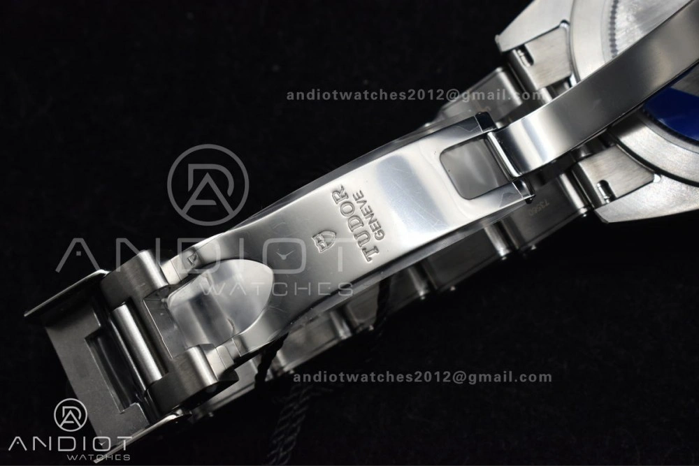 Stretchable Heritage Black Bay 37mm SS ZF 1:1 Best Edition Black Dial on SS Bracelet A 1263