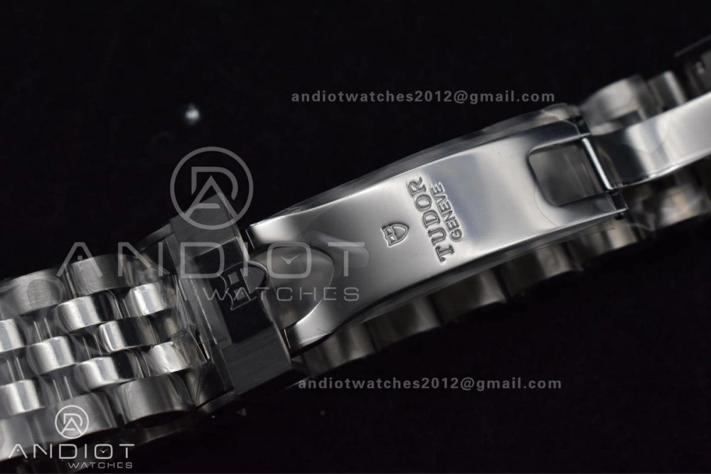 SunProtective Heritage Black Bay 41mm SS ZF 1:1 Best Edition Black Dial on Jubilee Bracelet A 1267