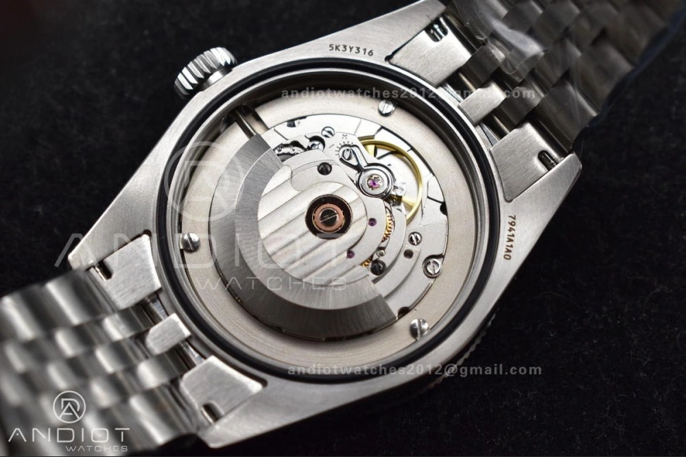 SunProtective Heritage Black Bay 41mm SS ZF 1:1 Best Edition Black Dial on Jubilee Bracelet A 1267