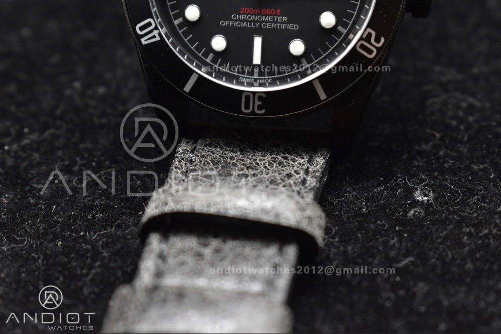 Heritage Black Bay Dark DLC ZF 1:1 Best Edition Black Bezel on Distressed Leather Strap A2824 V WrinkleFree 425