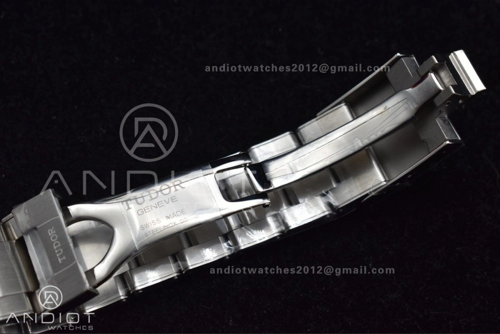 EasyMatch Heritage Black Bay Red Bezel ZF 1:1 Best Edition on SS Bracelet A 1276