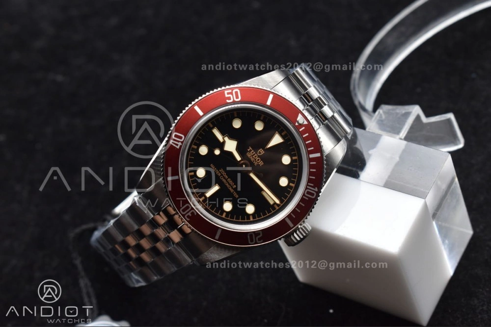 SmoothTexture Heritage Black Bay Red Bezel ZF 1:1 Best Edition on SS Jubilee Bracelet A 1274