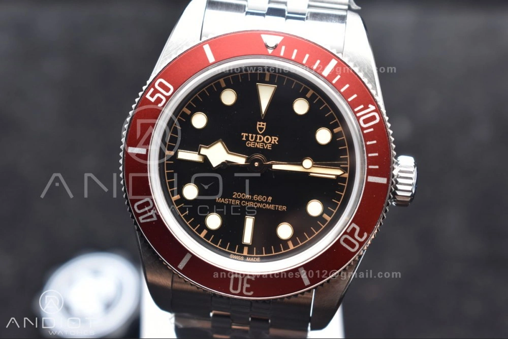 SmoothTexture Heritage Black Bay Red Bezel ZF 1:1 Best Edition on SS Jubilee Bracelet A 1274