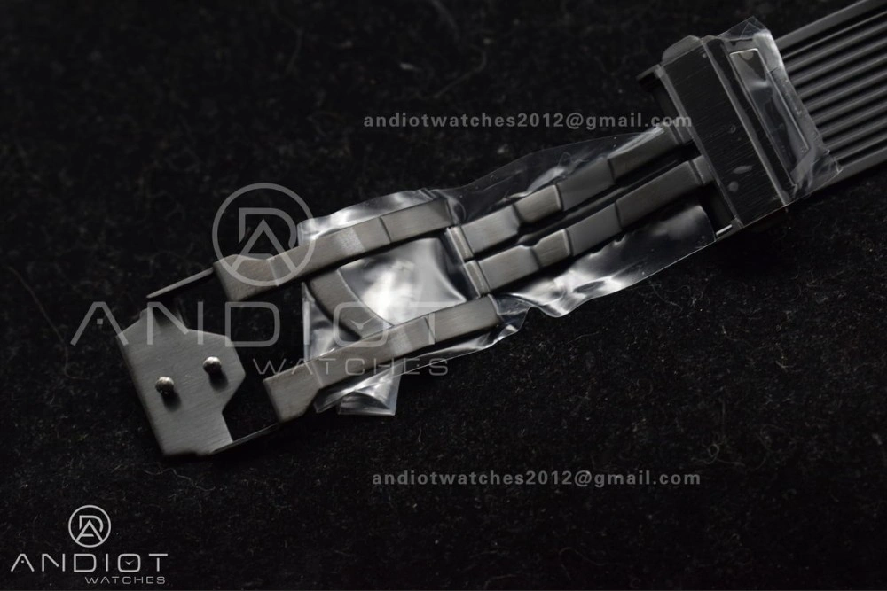 Hublot Big Bang Unico Full Black ZF 1:1 Best Edition Skeleton Dial on Black Rubber Strap A TechFriendly 276
