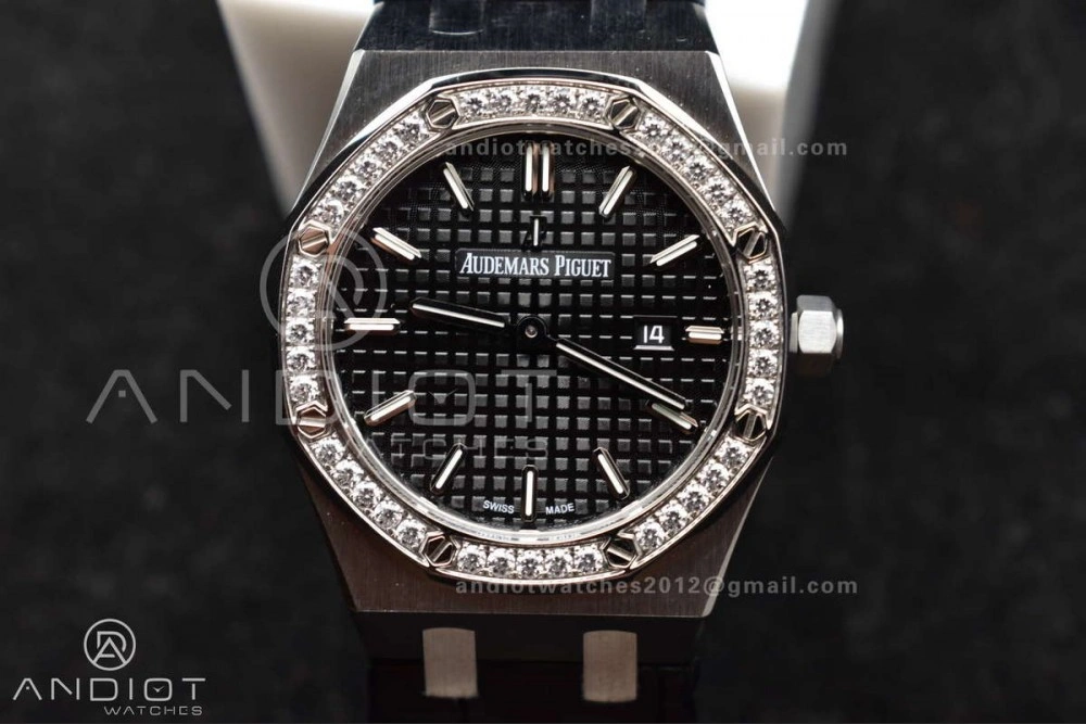 FlexibleFit Lady Royal Oak 33mm 67651 SS Diamond Bezel V7F 1:1 Black Textured Dial On Stainless Strap Ronda Quartz 120
