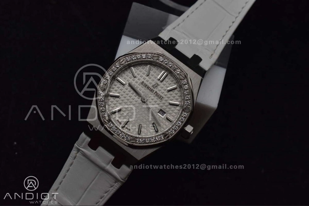 Lady Royal Oak 33mm 67651 SS Diamond Bezel V7F 1:1 White Textured Dial On White Croco Leather Strap Ronda Quartz to AP Cal. EasyCare 101