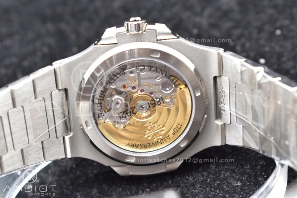 DailyWear Nautilus 5711 Tiffany GRF 1:1 Best Edition Tiffany Blue Dial on SS Bracelet 324CS 386